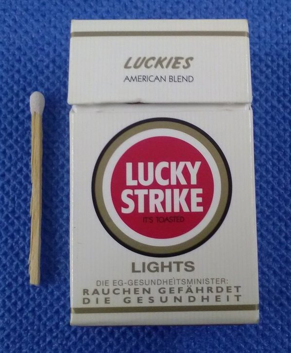 Lucky Strike Streichhölzer light